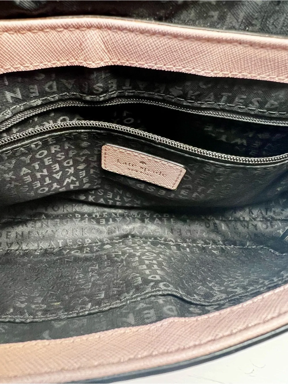 Kate Spade New York Black Blush Saffiano Leather Chain Shoulder Handbag Purse